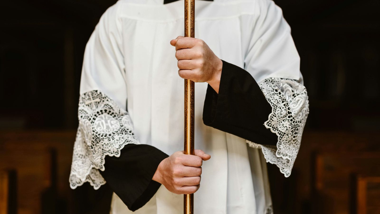 altar server